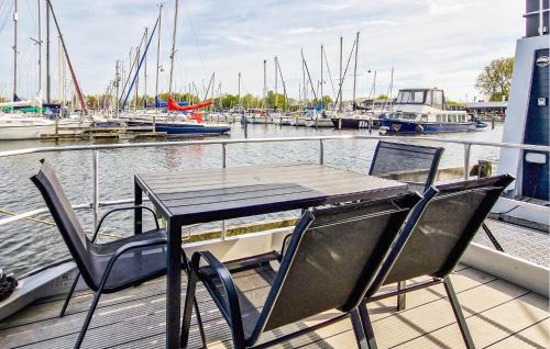 Naarderbos Boat Rental | Kaapstad