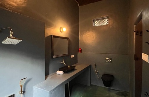 Kudrasthe Bed & Breakfast | KaatiKaadu