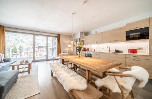 Chamonix City Centre Apartment | Kabano Chamonix - BY EMERALD STAY