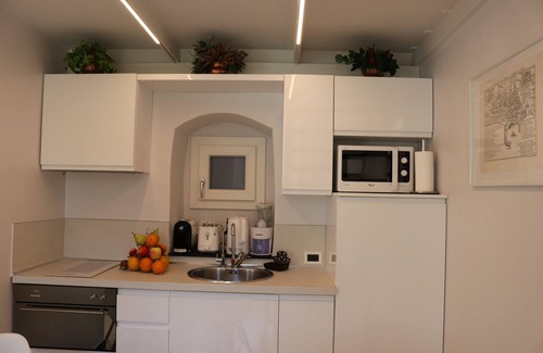 Sanremo Centre Apartment | kaDevi Holiday home -full center, private garage and bikes