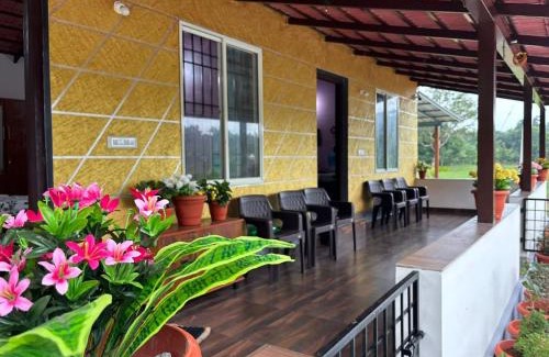 Mudigere House | Kadugadde Homestays - Near to Ettina Bhuja trekking