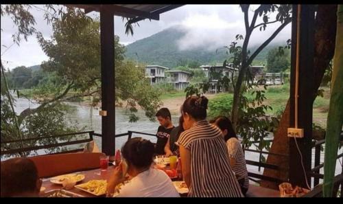 Kaeng Krachan House | Kaengkrachan River Hut