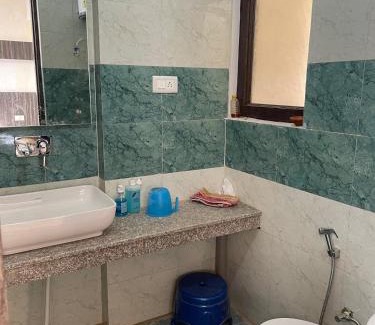 Shyamkhet House | KAFAL TREE Home Stay - PET FRIENDLY