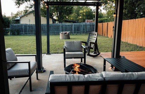 Lockhart House | Kafana - Coffee House