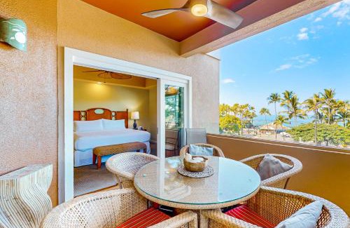 Kahaluu Bay Apartment | Kahalu'u Beach Villas 1-203