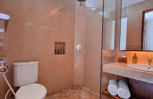 Lodtunduh Hotel | Kahayana Suites