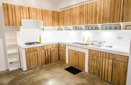 Morong Apartment | KAHILOM Nest Self-Service Home in Rainforest Nest with Kitchen - Monkeys, Bats, Pet Friendly with a Fee