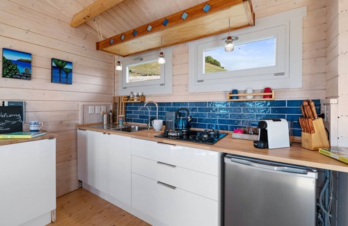 Waitao House | Kaiate - Papamoa Hills Holiday Cabin