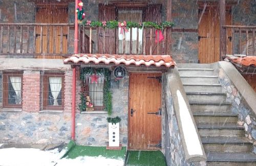 Aghios Athanasios Ski Chalet | Kaimak Whisper