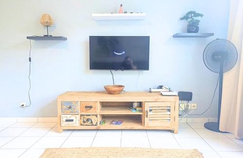 Teva I Uta Apartment | Kaimana Blue Pearl - Wifi - Pool - AC