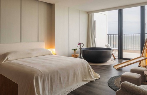 Jinjiang Hotel | KAIPUU ON THE REEF