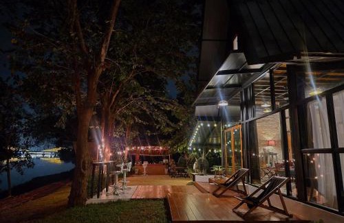 Ratchaburi House | Kaitoon's River House