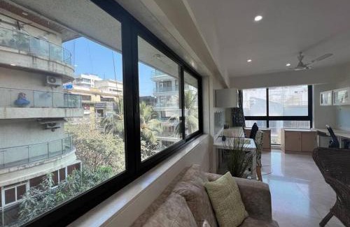 Bandra West Apartment | Kakad Classic 360, 16th Rd, Pali Village, Khar West by Connekt Homes