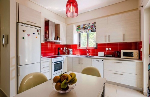 Kalamata House | Kalamata's Spacious Getaway-Taygetos Amazing View