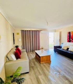 Victory Heights Apartment | Kalgoorlie, Unit 2, Golden Patch Retreat