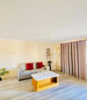 Victory Heights Apartment | Kalgoorlie, Unit 2, Golden Patch Retreat