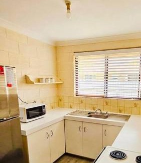 Victory Heights Apartment | Kalgoorlie, Unit 2, Golden Patch Retreat