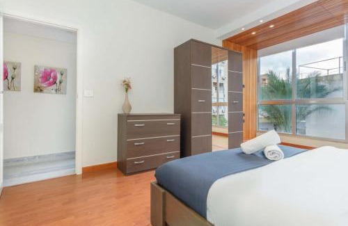 Antelias Apartment | Kali - Charming 2-BR Apt & Balcony in Antelias