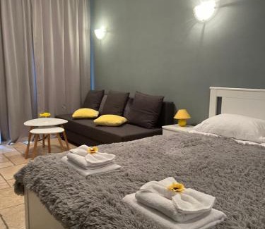 Topola Apartment | Kaliakria Vibes studio apartment
