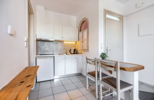 Adelianos Kampos Apartment | Kalimera studio 3 ,Near beach and all amenities