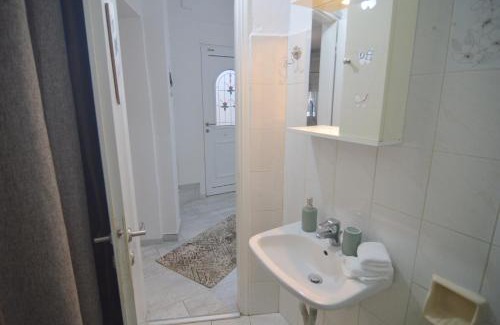 Kastoria Apartment | kalithea neighborhood