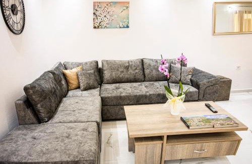 Archanes Apartment | Kalomiris Avli Suite