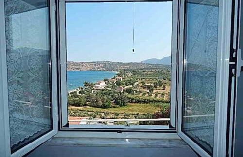 Karvelas Apartment | Kamares View
