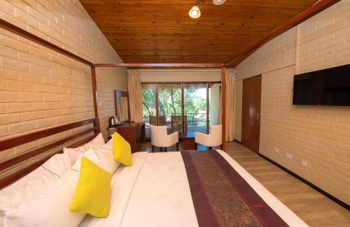 Senga Hotel | Kambiri Beach by Serendib
