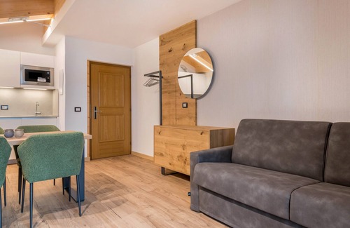 Campitello di Fassa Apartment | Kamerloy Apartments - G with Mountain View, Wi-Fi, Balcony and Garden
