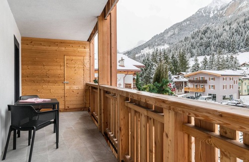 Campitello di Fassa Apartment | Kamerloy Apartments - D with Mountain View, Wi-Fi, Balcony and Garden