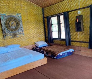 Cisurupan House | Kampung Bareto Cottage And Resto