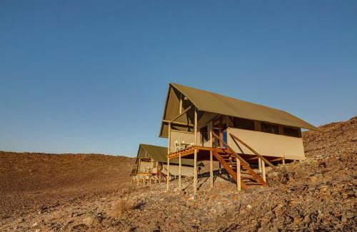 Karas Cabin | Kanaan Desert Retreat