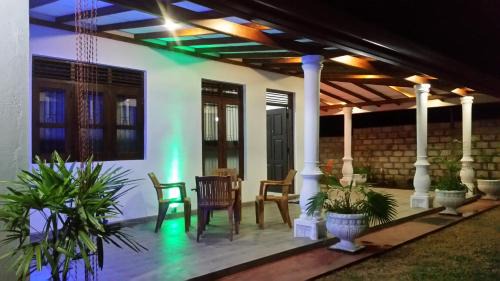 Wilgamuwa House | Kandyan Rest