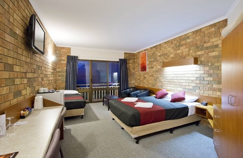 Kingscote Hotel | Kangaroo Island Seaside Inn