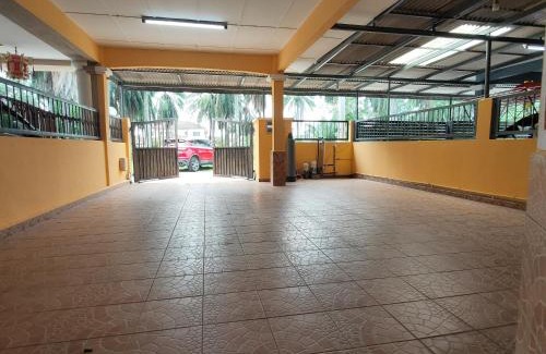 Kapar House | Kapar Nala 50 Double storey3 Rooms 1-6 pax