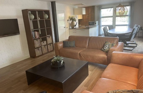 Warmenhuizen House | Kapberg Om de Noord in Warmenhuizen. Suitable for 5 people, 2 bedrooms with sauna.