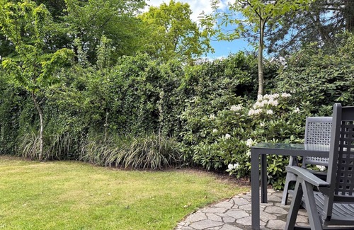 Duhnen Apartment | Kapitänshaus FeWo 4 - Friendly vacation apartment for up to 4 people in Strandn