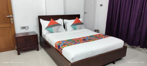 Ashok Nagar House | Kapsstone SERVICED APARTMENT- ROOMS near Ashok pillar