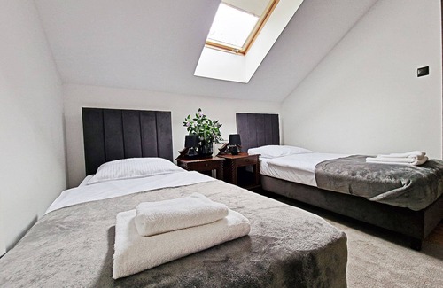 Jasionka Hotel | Karczma Ostoya