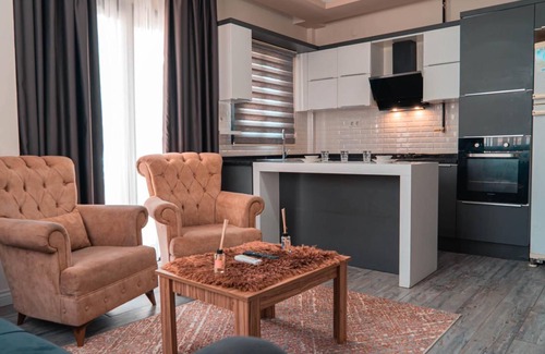 Mezetli Hotel | Kardinia Hotel