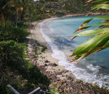 Marigot Apartment | KARETS VIEW les pieds dans l eau - feet in water