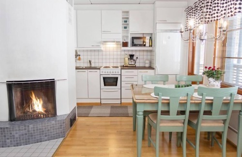 Rukatunturi House | Karhunvartijan Linna A2 by Interhome