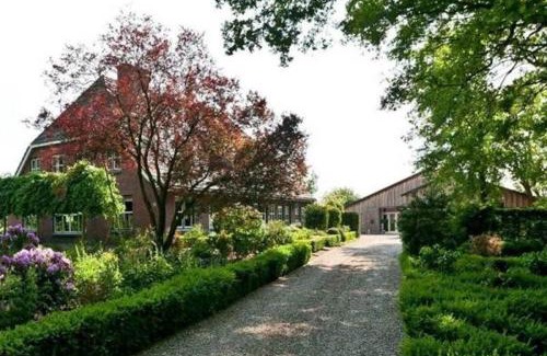 Daarle Apartment | Karibu Het Voorhuis 2 tot 6 persoons luxe slaapkamers met een mooie woonkeuken