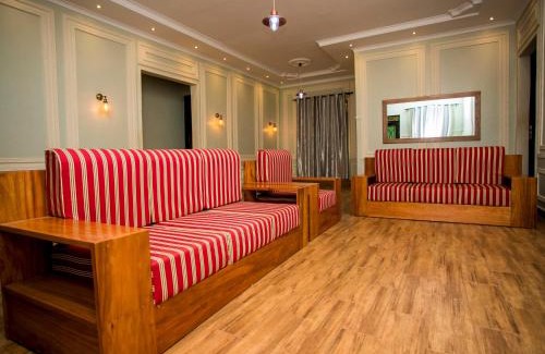 Manyoni House | karibucottage&safari