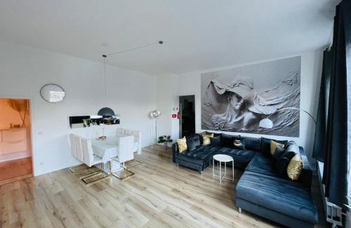 Rendsburg Apartment | Karizma - Stylisch Design - Innenstadt - Küche - Parkplatz - Internet
