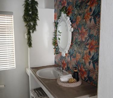 Douglas Apartment | Karoo