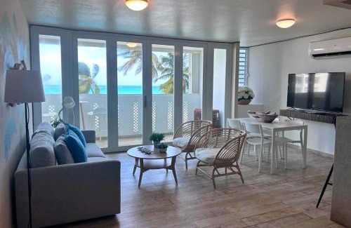Condado Apartment | KASA Brisa Marina OCEAN VIEW BALCONY BEACHFRONT