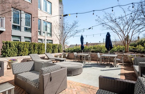 Del Ray Apartment | Kasa Homey Studio Rooftop Terrace Alexandria