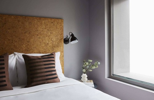 Bowery Hotel | Kasa Lantern LES | City Lights to Electrify Your Stay