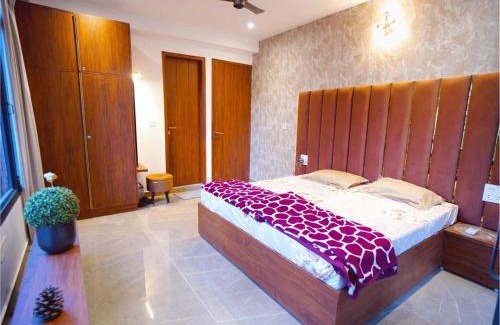 Khattalwada Apartment | Kasauli Hill Crest By Xaria luxury 3Bed 2Bedroom